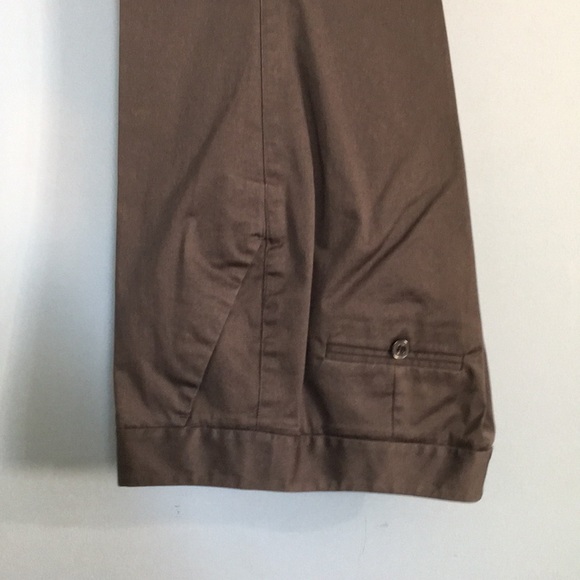 Beautiful Silver/grey suit.  Jacket 4, pants 4 - Picture 5 of 5